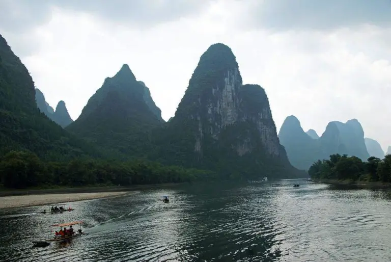 Huanglong Valley - Most Beautiful Travertine Terraces 