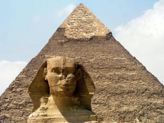 Great Sphinx of Giza - most ancient giant sculpture | Wondermondo