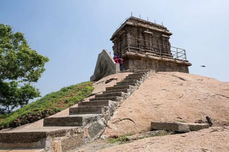 Olakkannesvara Temple - the old lighthouse | Wondermondo